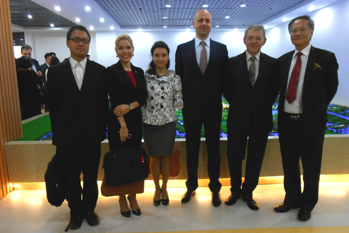 zhonglu-2014_5.jpg