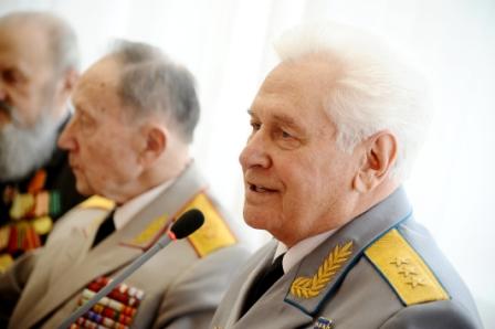 general-polkovnik_aviacii_nikolaj_moskvitelyov_byvshij_komanduyuwij_aviaciej_pvo_sssr_avtor_foto_-_dar_ya_antonova_raspp.jpg